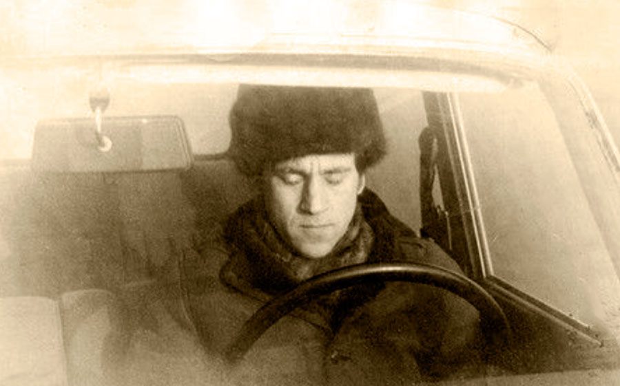 Высоцкий за рулем