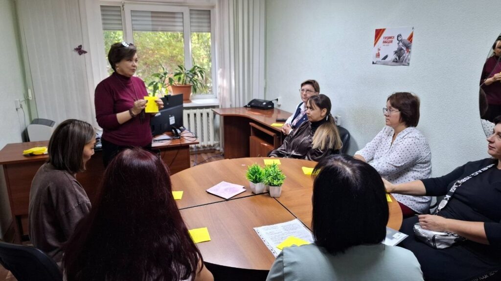     В кадровом центре Гайского округа можно получить не только консультацию, но и освоить новую профессию.     
Фото: центр занятости населения Гайского округа.