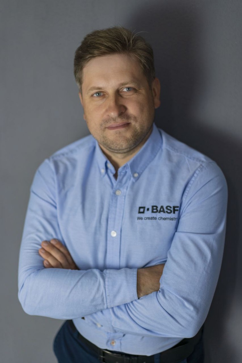 Дмитрий Блинов - менеджер по применению продуктов BASF на зерновых культурах.