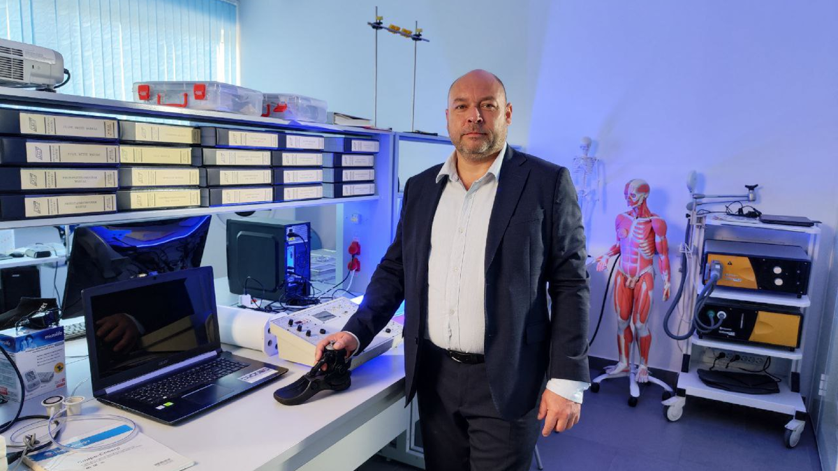 Старший преподаватель кафедры биокибернетических систем и технологий РТУ МИРЭА Алексей Кириченко.