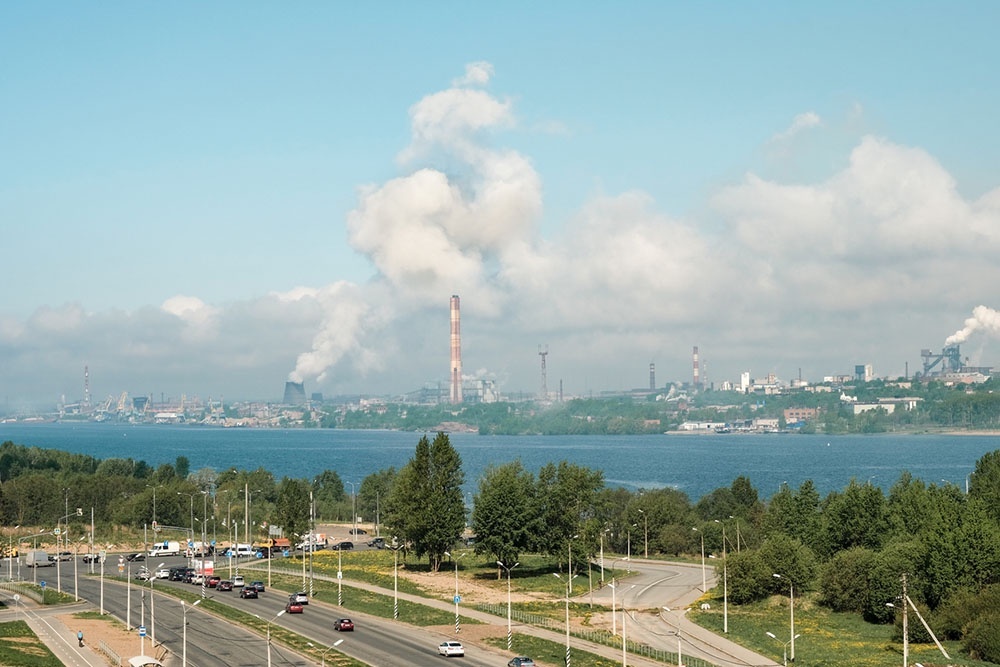    Выгодное географическое расположение между двумя столицами и крупнейшими залежами полезных ископаемых способствовало стремительному развитию "города металлургов". / Фото: iStock