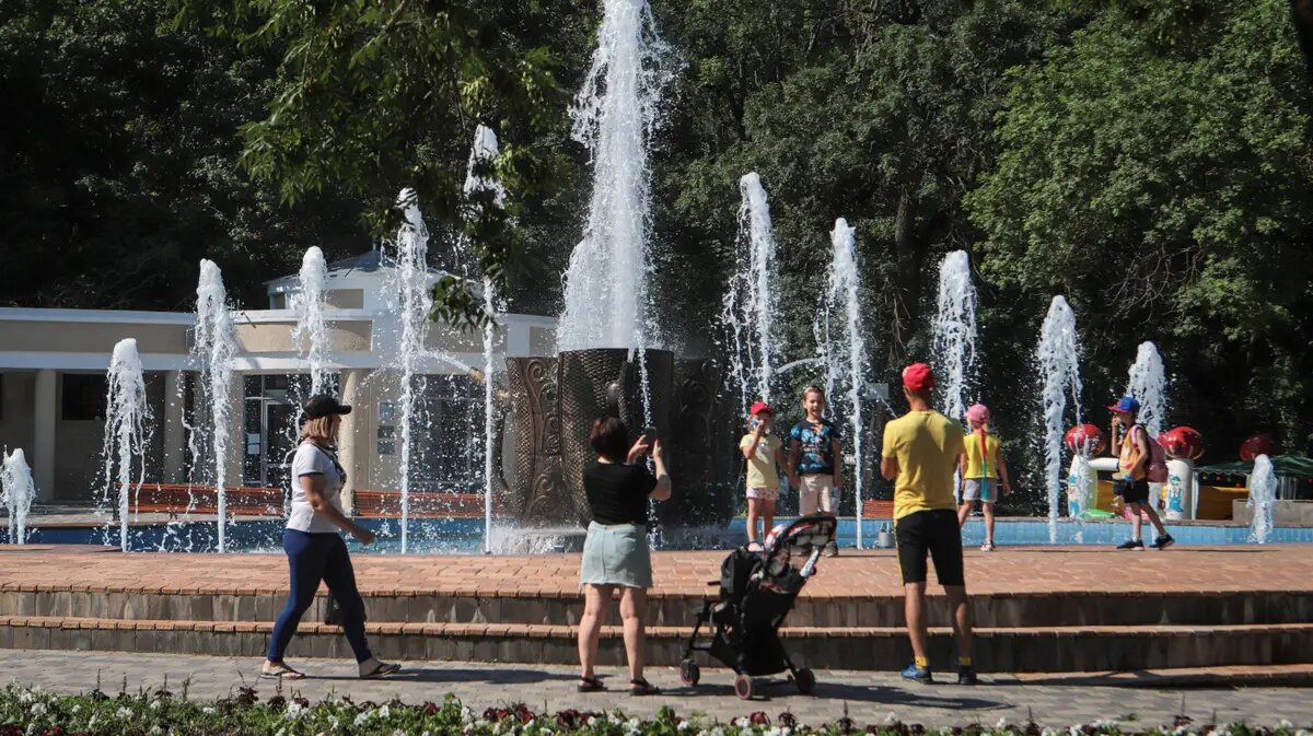     Курортный парк в Железноводске. © РИА Новости. Денис Абрамов