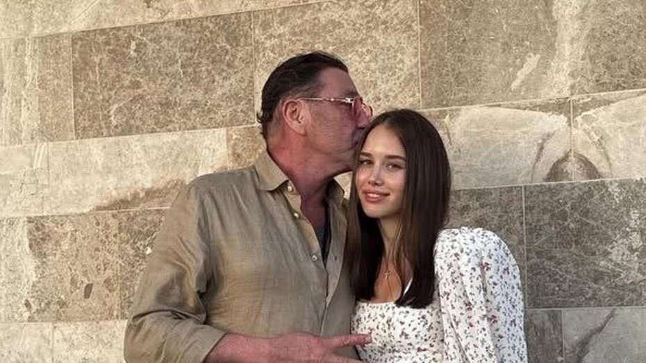 "Может попросить посмотреть телефон": Григорий Лепс рассказал о ревности 19-тилетней невесты