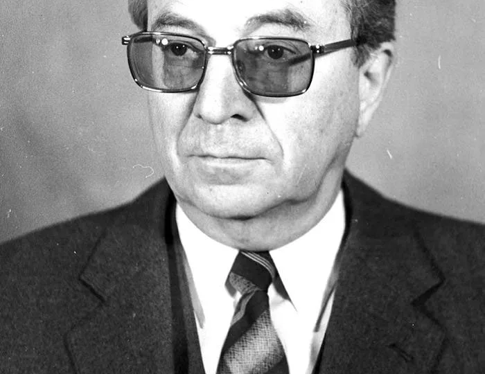 Асимметрия по Григорьевичу: как Владимир Гак расследовал языковые преступления