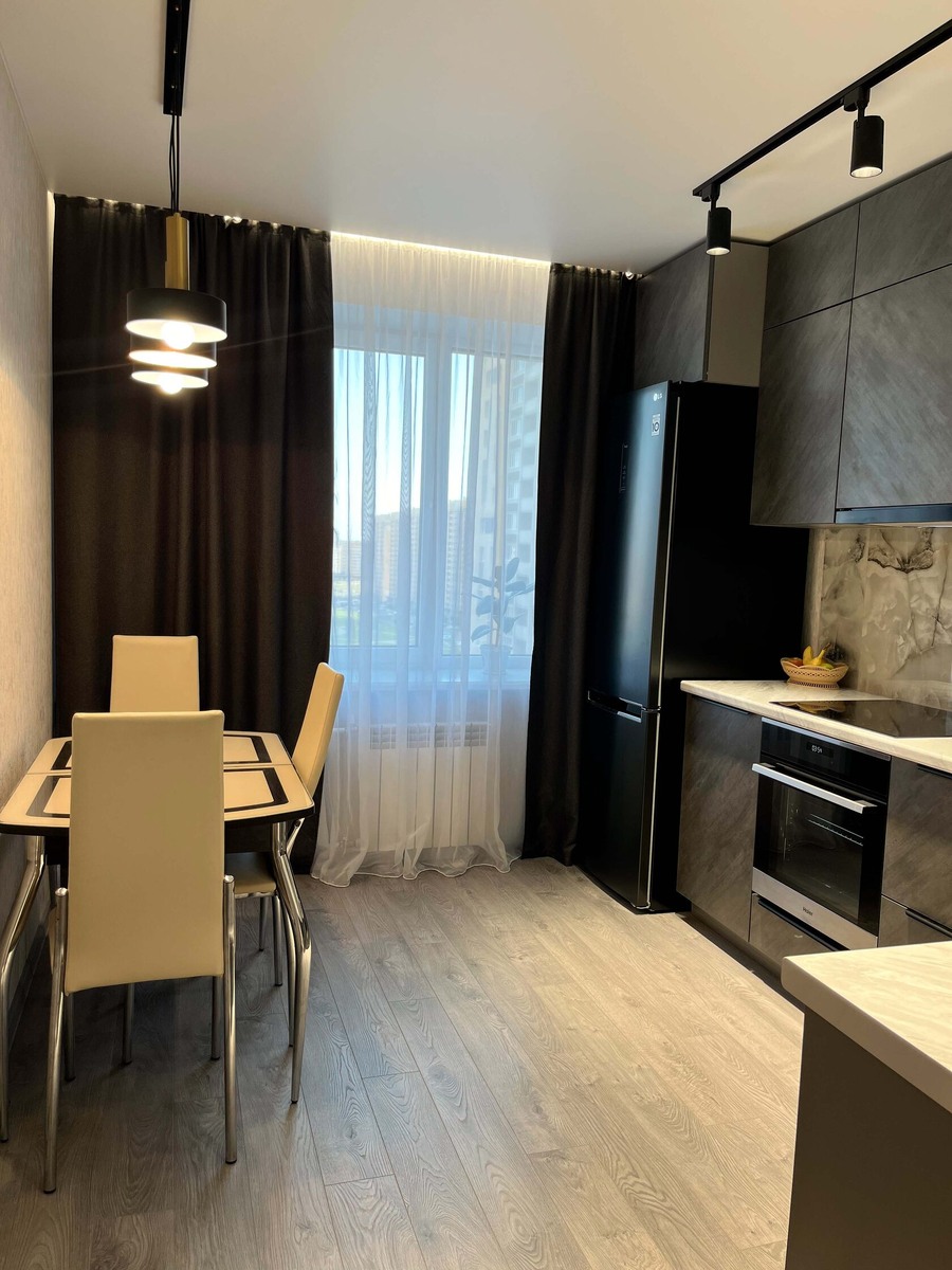 Фото и интерьер: КапиталСтрой | Сабуровская 1Б