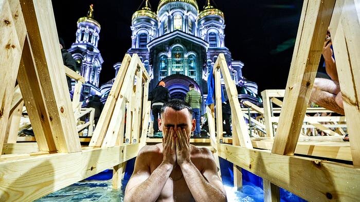 Крещение Господне 2026: дата праздника и его значение для верующих. Обложка © ТАСС / Михаил Терещенко