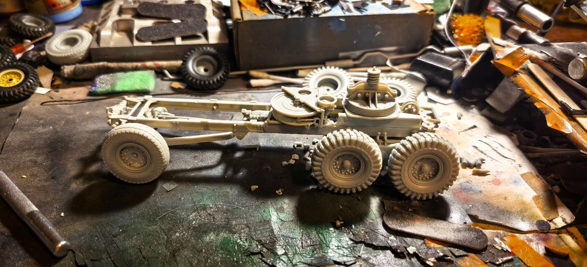 Здесь уже с подвеской...