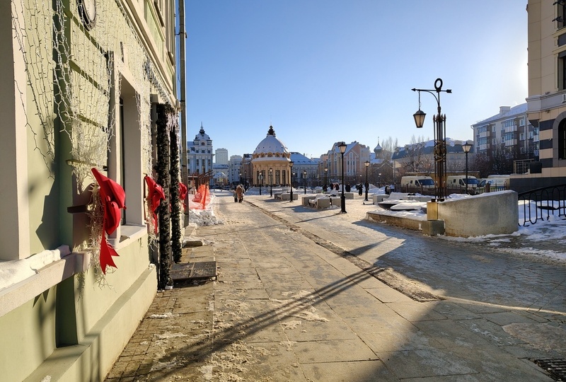Мороз и солнце - январская Казань. Прогулка по двум центральным улицам