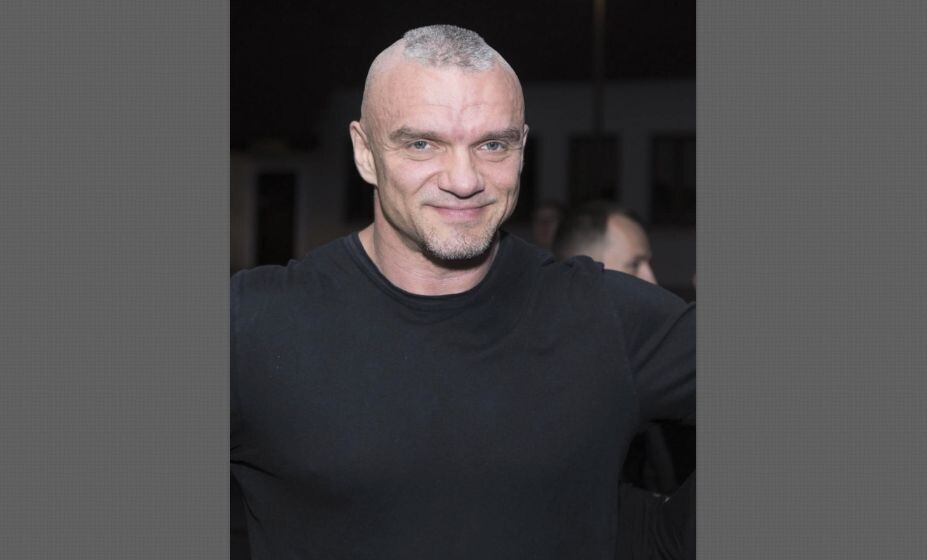 Супруги были счастливы лишь в первое время. Несмотря на рождение детей, брак потерпел фиаско