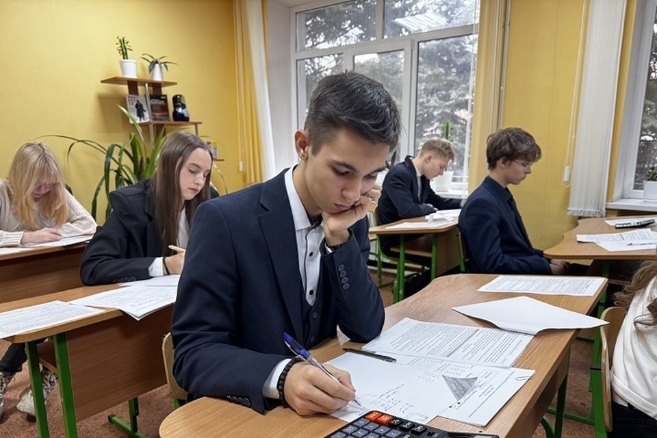    В ДНР стартовал региональный этап Всероссийской олимпиады школьников. Фото: ТГ/Толстыкина
