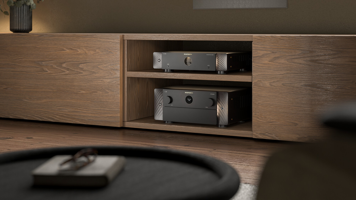 Marantz AV 30, AMP 30