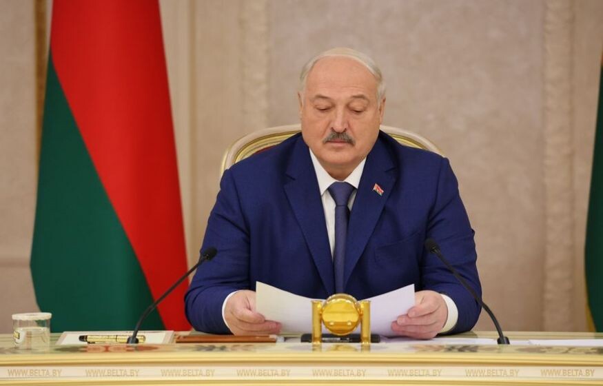    Внезапная проверка воинской части Беларуси. Лукашенко лично всё контролирует