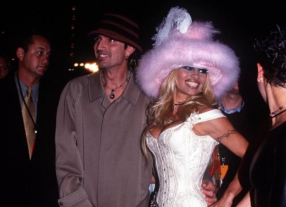    Памела Андерсон призналась, что скучает по бывшему мужу Томми Ли