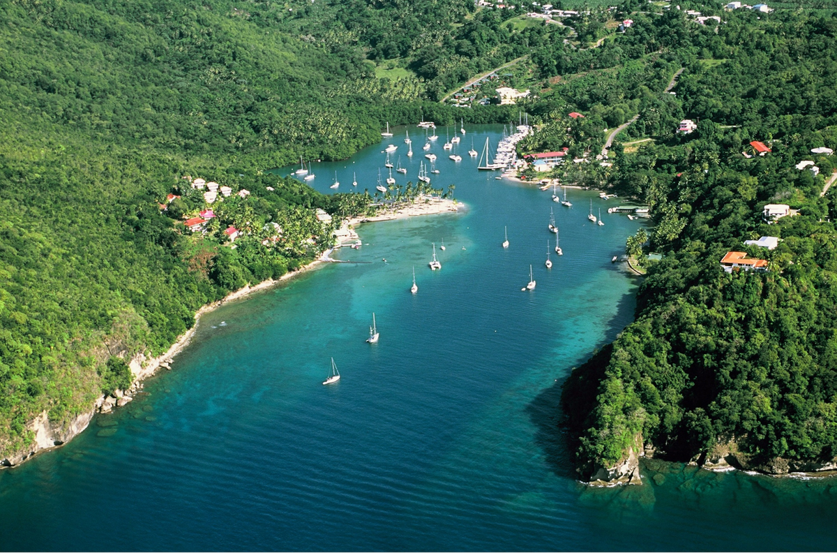 Бухта Мариго-Бэй — живописная гавань, которую писатель Джеймс Миченер назвал самой красивой в Карибском бассейне