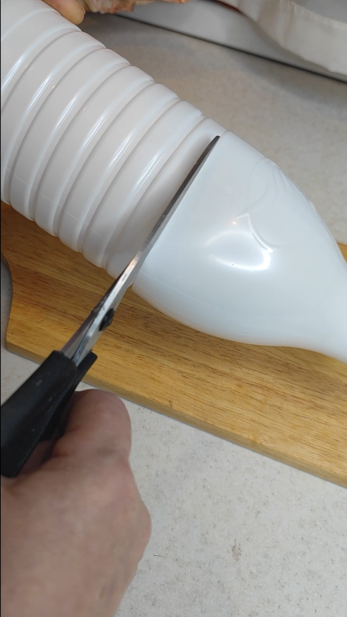 Получаем стакан для рассады (листаем)