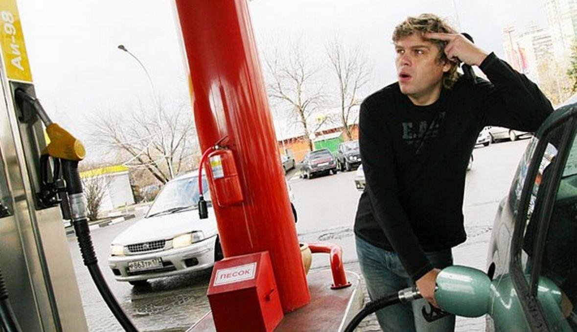 "Цены взлетели, а пробок всё больше": уфимцы спорят, пора ли правительству спасать водителей