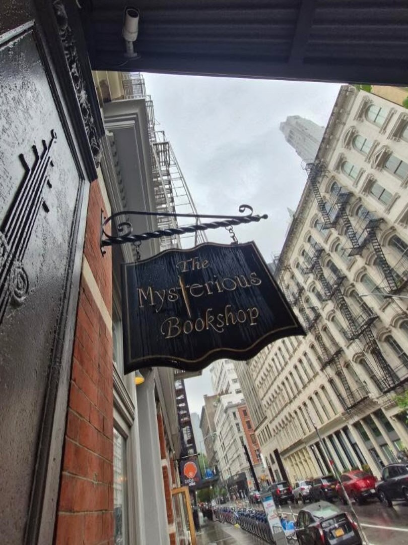 The Mysterious Bookshop, источник: страница магазина в соцсетях.