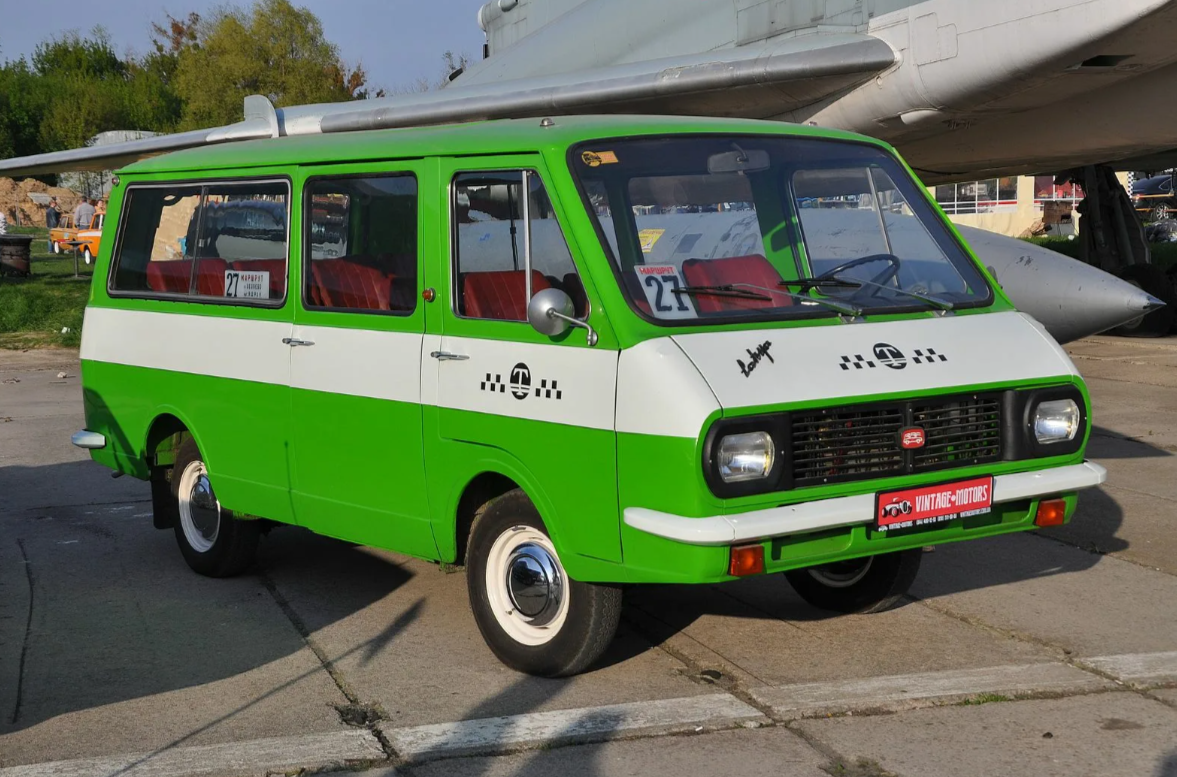 РАФ-2203 "Латвия"