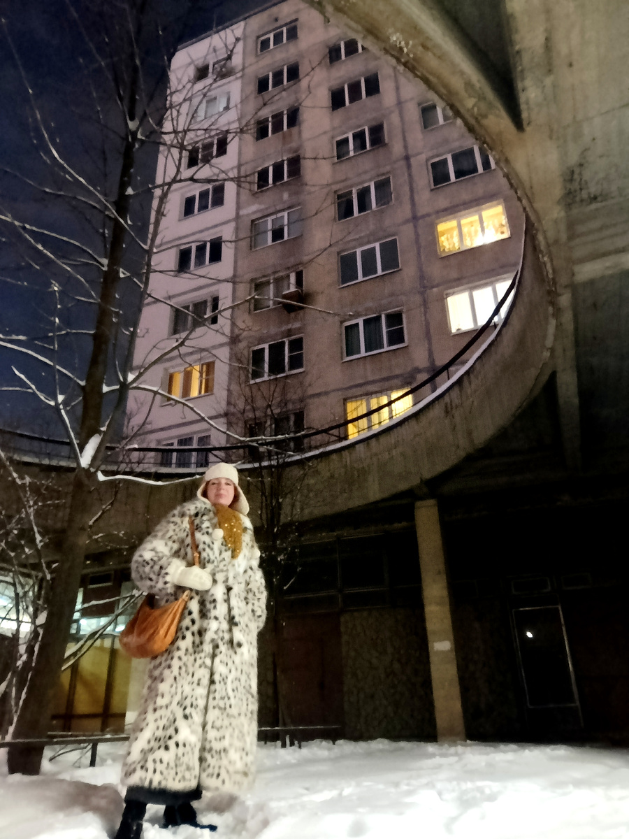 Фото автора у себя в районе. Просто, чтоб было на главной  - не так заведомо ограничат сразу.)) 