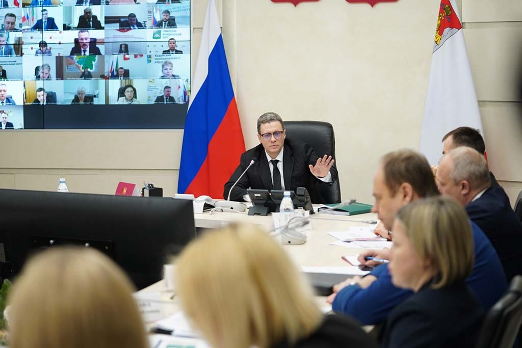    Об этом губернатор заявил сегодня на оперативном совещании.