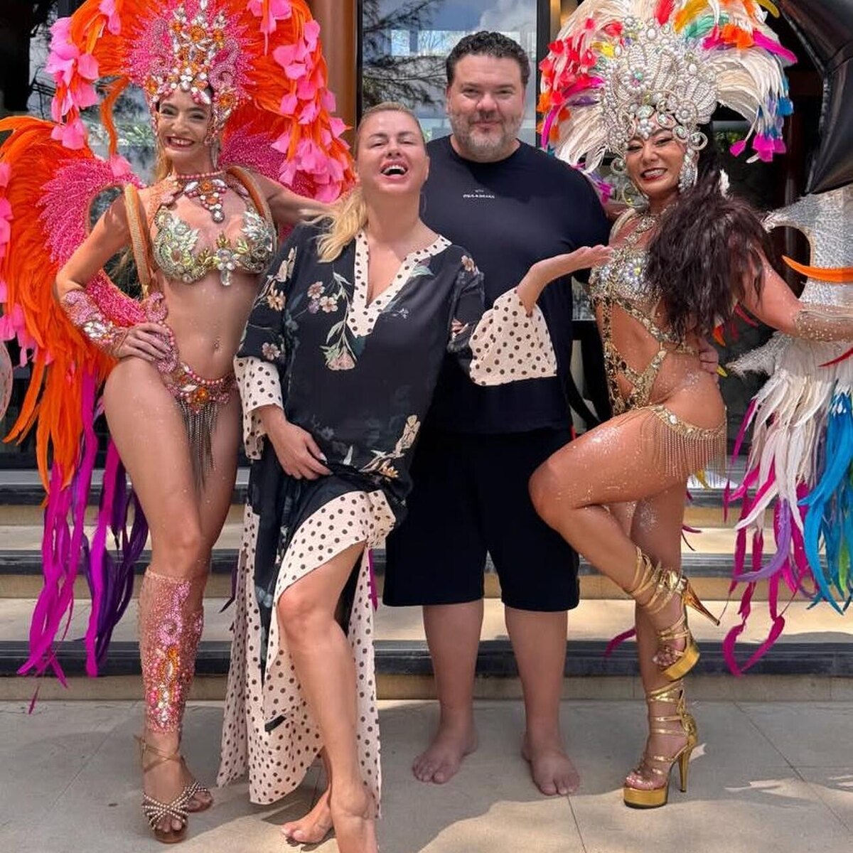    Анна Семенович с женихом Соцсети