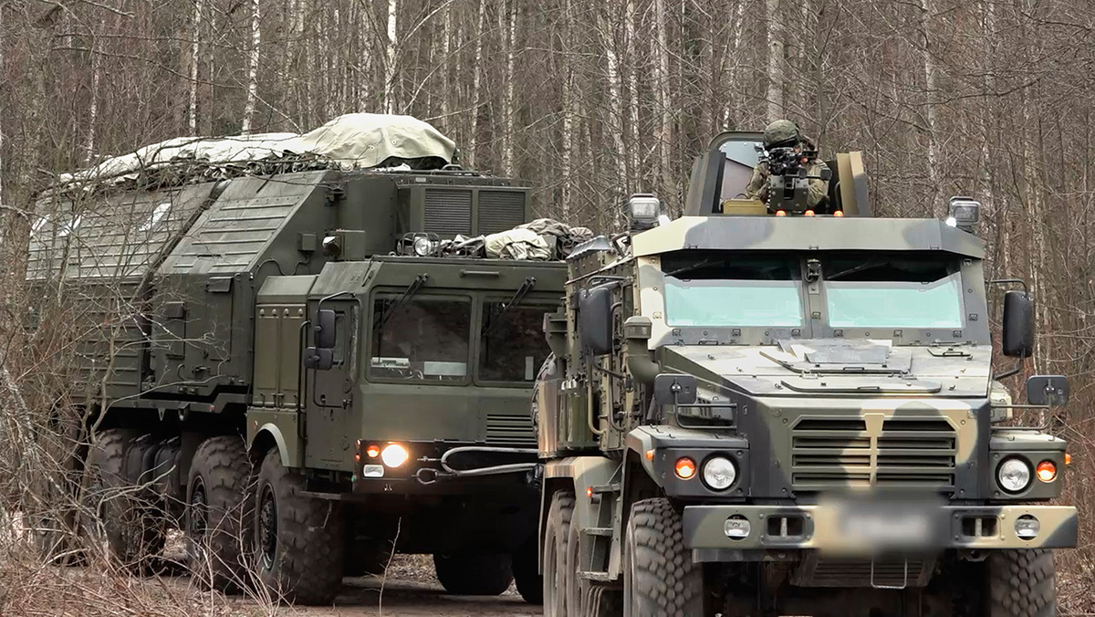   Russian Defense Ministry Press Service / AP