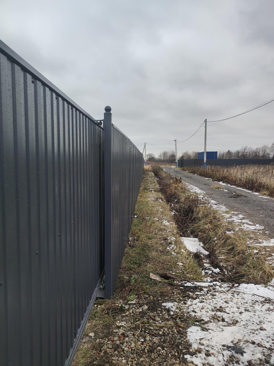 Что нужно сделать перед установкой забора зимой?