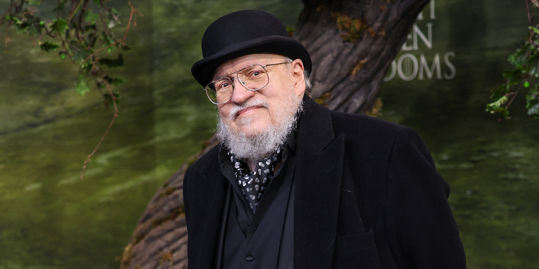 Когда ждать «Ветров зимы» и что не так с «Домом Дракона»: главное из интервью Джорджа Мартина