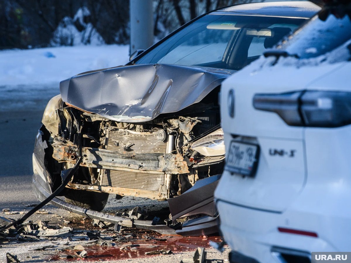     Под Сургутом произошла смертельная авария