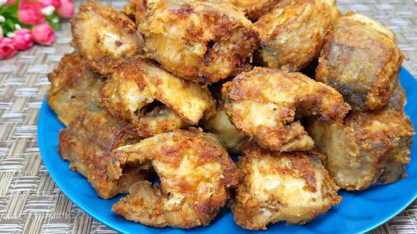 Вот как я готовлю минтай! Едят даже те, кто его никогда не ел, еще и добавки просят! Очень простой и вкусный рецепт