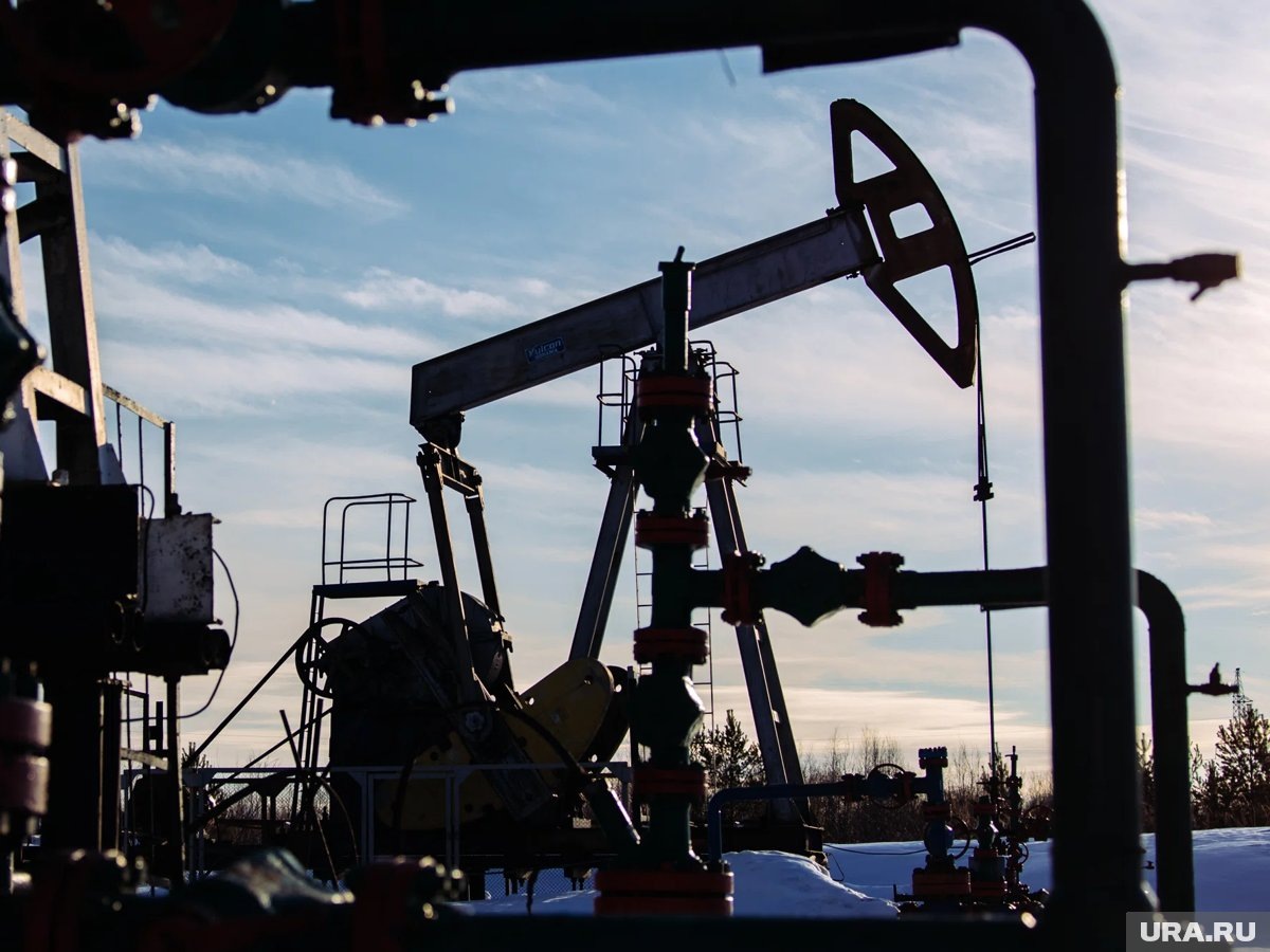     Доходы от продажи нефти и газа в ХМАО уменьшились на 25%