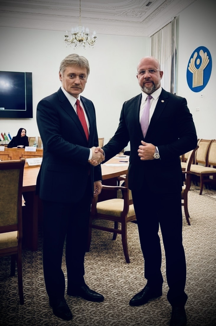 Дмитрий Сергеевич Песков и Георгий Александрович Жуков (партия «Зеленая Альтернатива»)