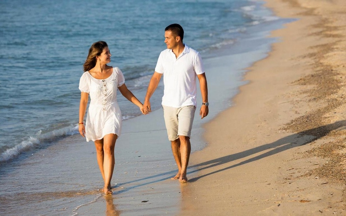 Новый индонезийский закон о наказании за сожительство вне брака не затронет российских туристов.  Фото: Изображение сгенерировано с помощью ИИ / Светлана Возмилова