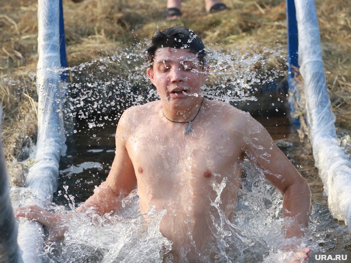     Традиция празднования Крещения в УГГУ существует уже более десяти лет (архивное фото)