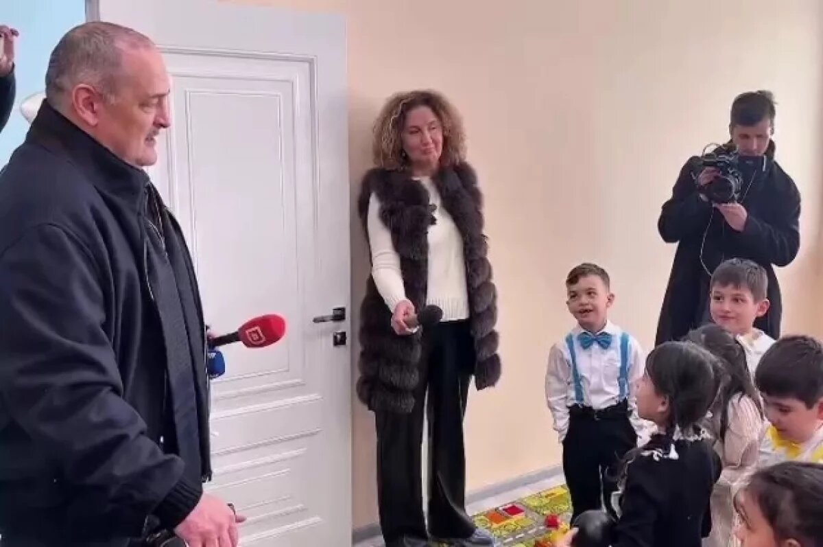    Меликов открыл новый детский сад на 250 мест в Дербенте