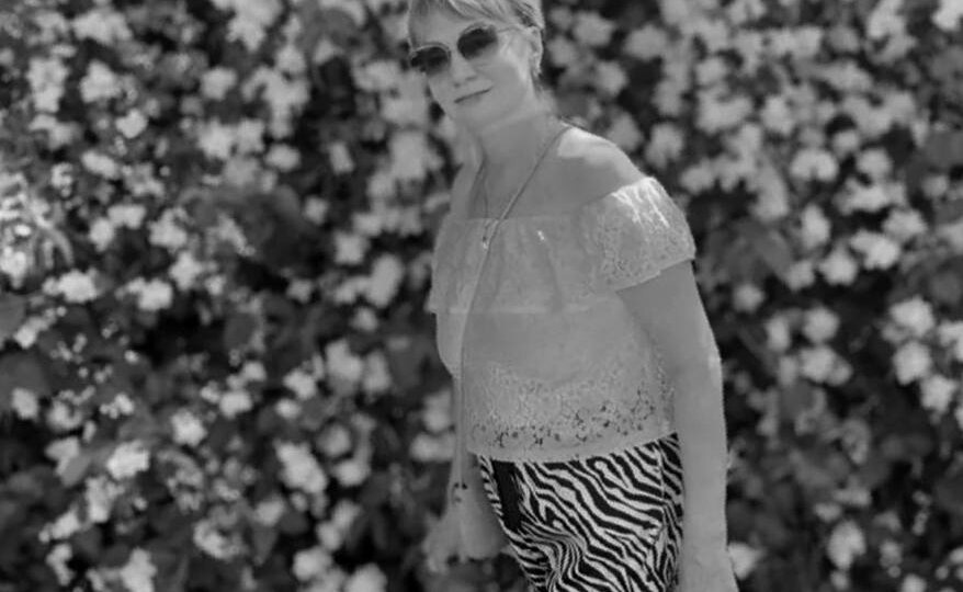 Пригласила мужчину на ужин домой, в надежде на продолжение, он полез в мой шкаф и начал переставлять банки. Вечер закончился через 15 минут