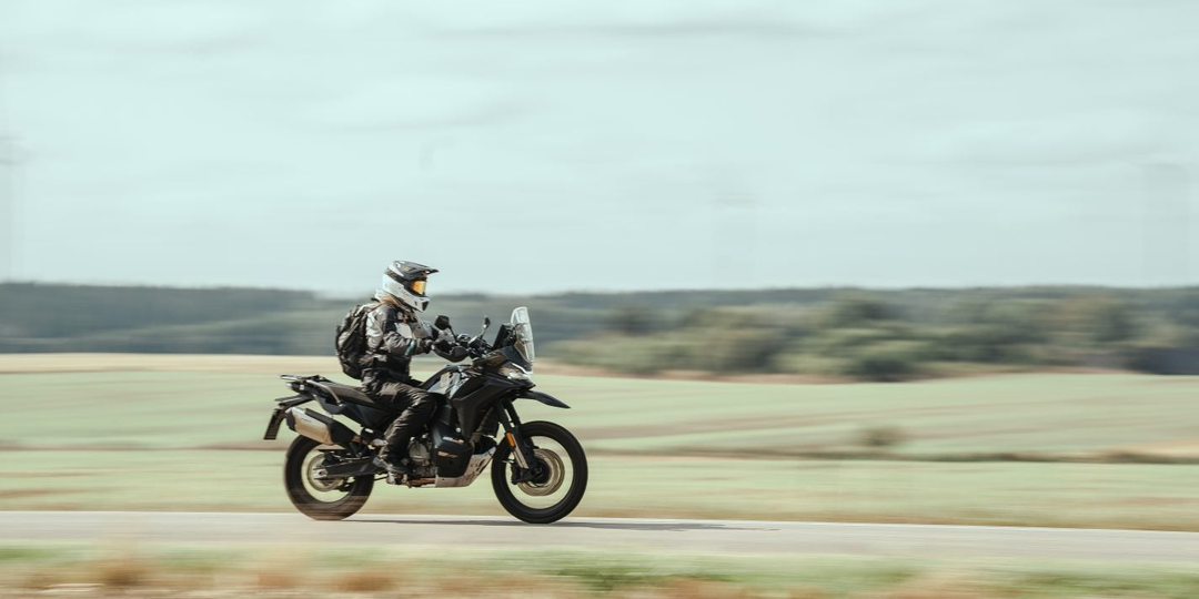 CFMOTO 800 MT-X: мотоцикл, который сломал мой снобизм