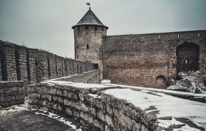 Ивангород - крепость и город