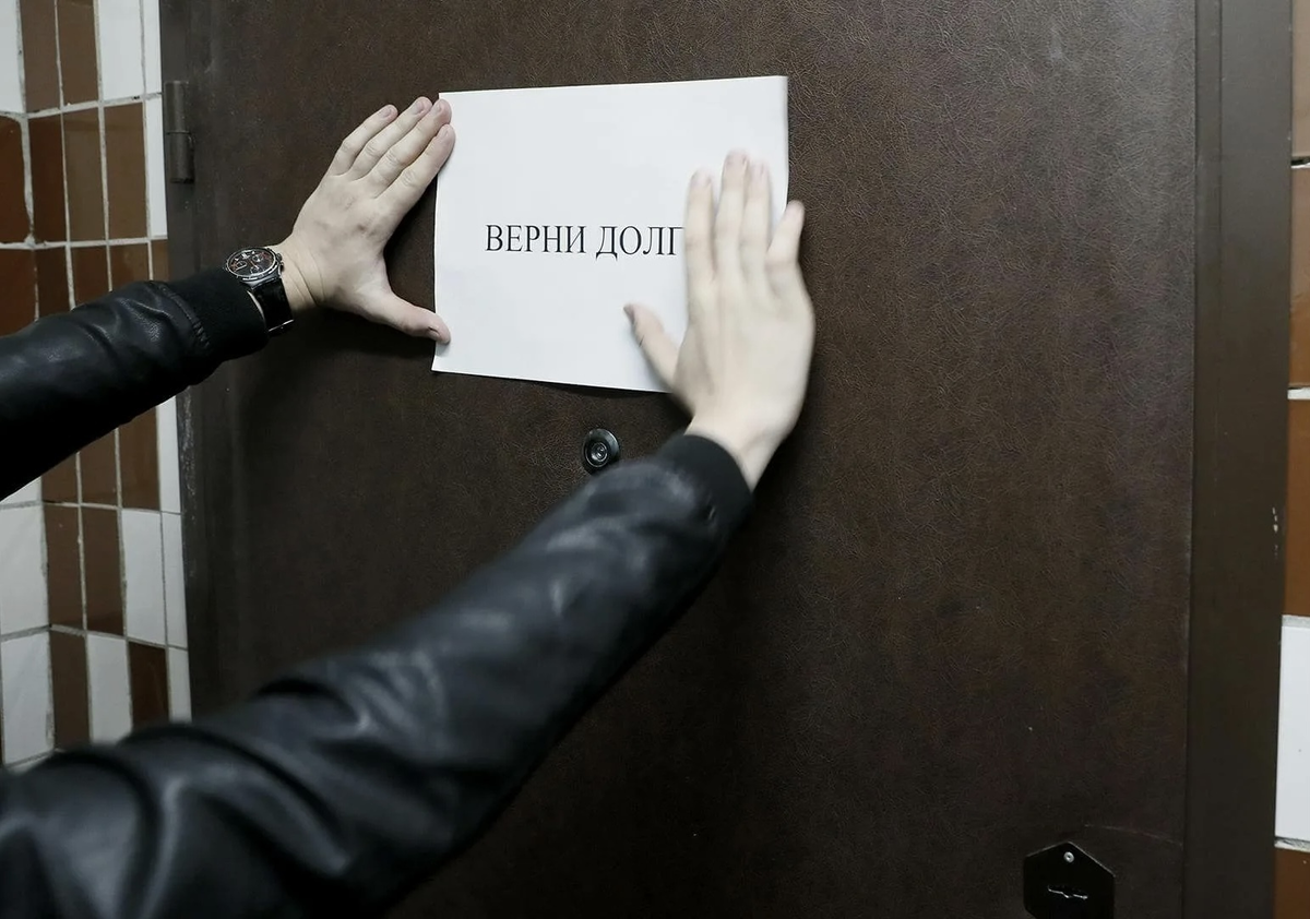 Коллекторы в Ижевске маскировались под судебных приставов для вымогательства долга