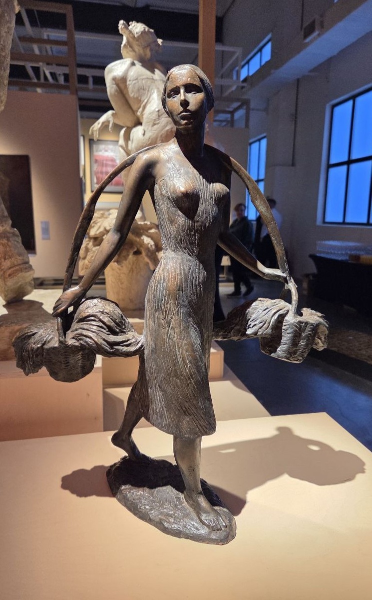 Анатолий Медведев. Лето. бронза 2020