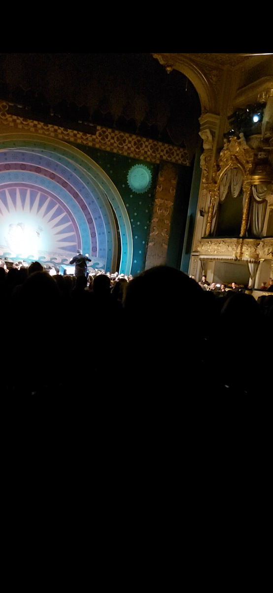 Орекстр поднялся из оркестровой ямы /личный архив автора/ 