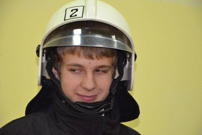 Красноярский школьник спас из огня семью с четырьмя детьми