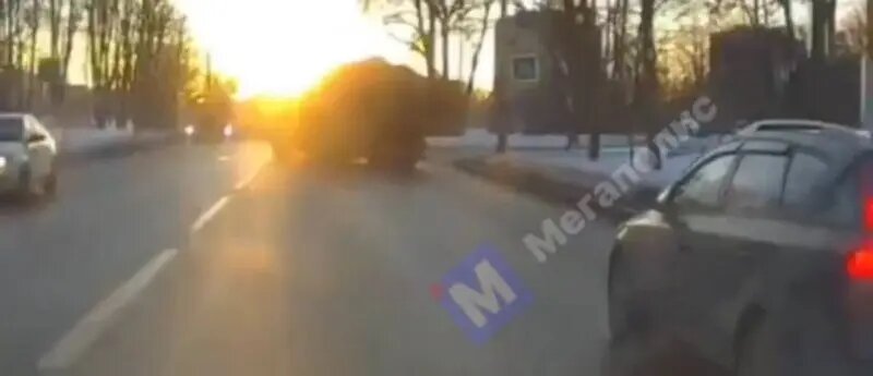    Фото: скриншот видео телеграм-канала «Мегаполис | ДТП и ЧП | Санкт-Петербург | Питер»