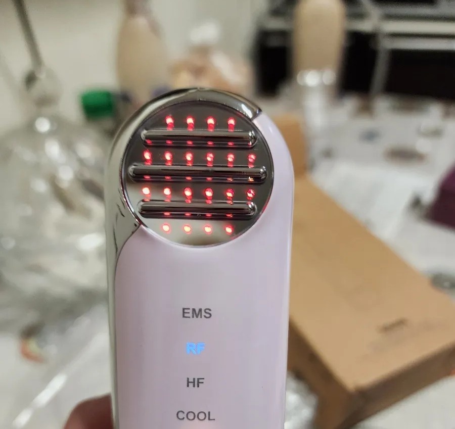  лифтинг, микротоки EMS , питание HF, охлаждение, LED терапия