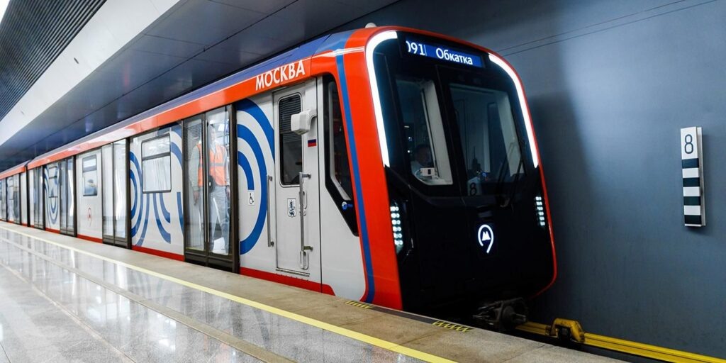     Беспилотный состав на обкатке    
Фото: пресс-служба департамента транспорта и развития дорожно-транспортной инфраструктуры города Москвы