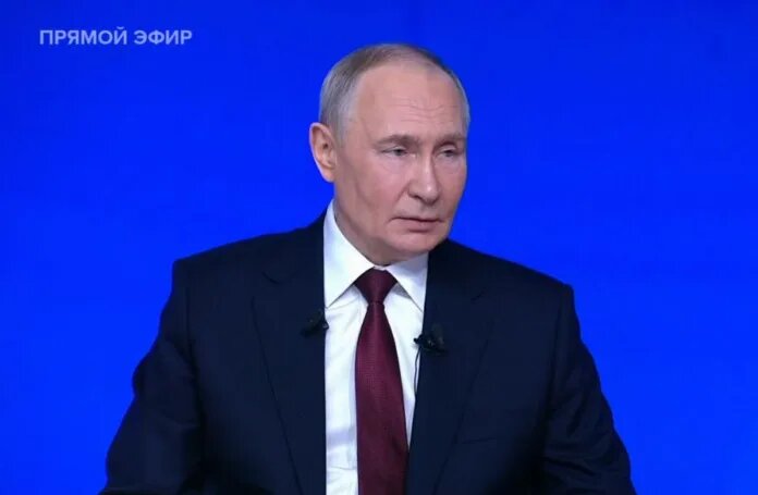    Кадр прямой трансляции с пресс-конференции