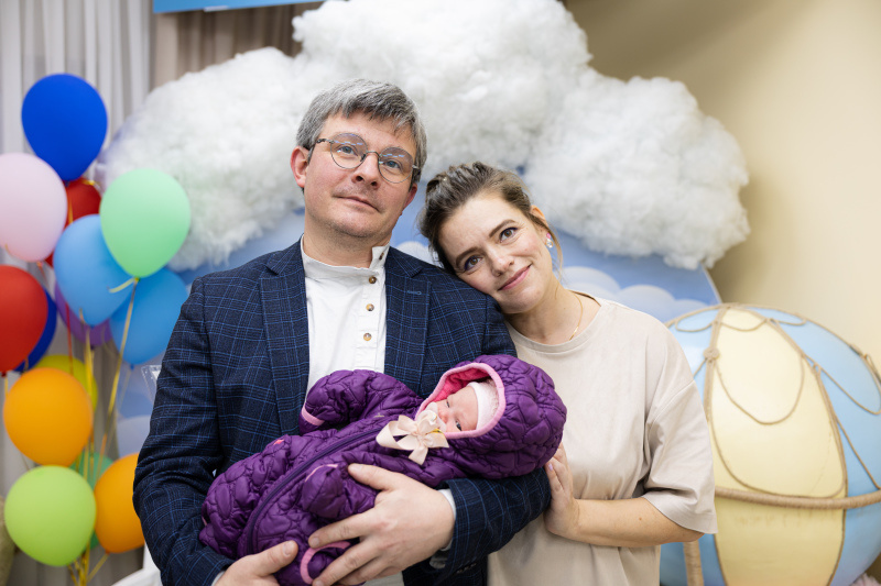    Выписка из роддома с 11-м ребёнком. Фото предоставлено Царьграду героями материала