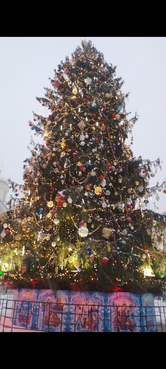 Соборная площадь  2025