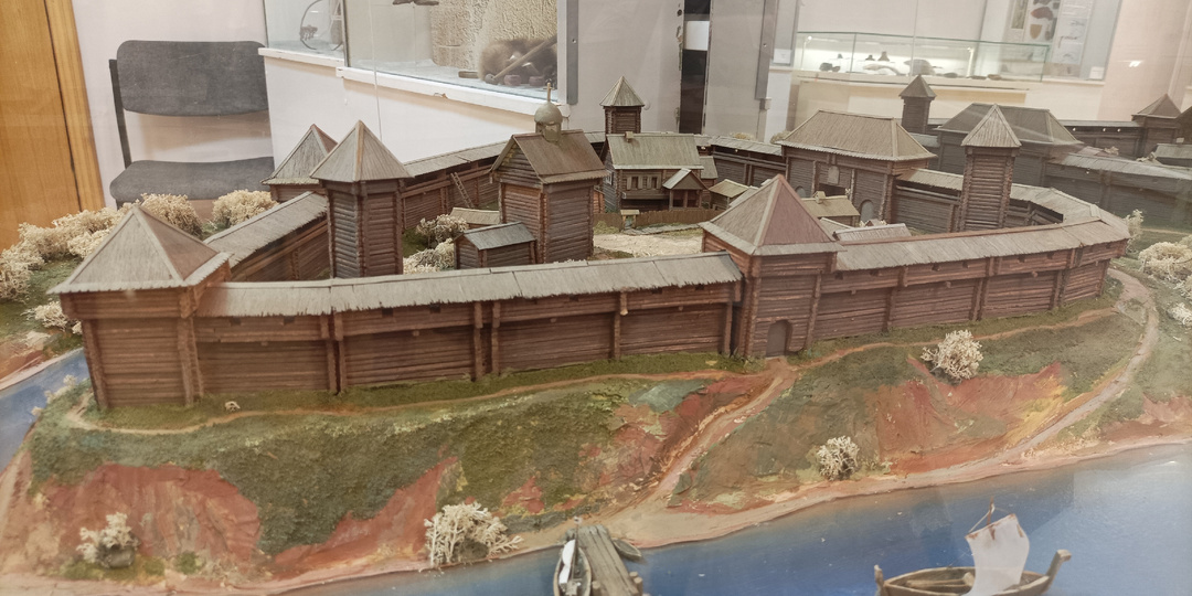 Велопутешествие «Тверь-Рыбинск». День 2. Прогулка по наукограду Дубна. Музей археологии и краеведения Дубны.