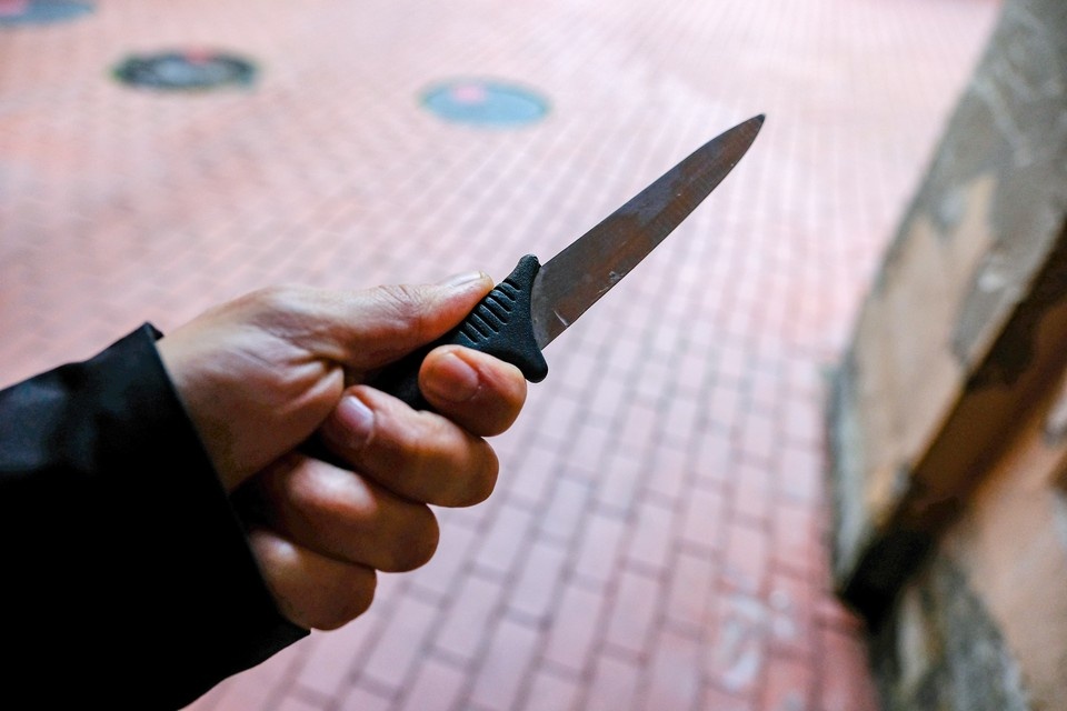    Неизвестный напал на женщину с ребенком в Петербурге. Артем КИЛЬКИН